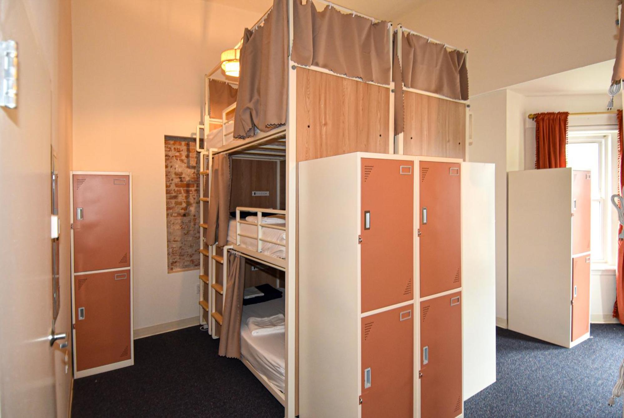Caravan Hostel Dc Washington Eksteriør bilde