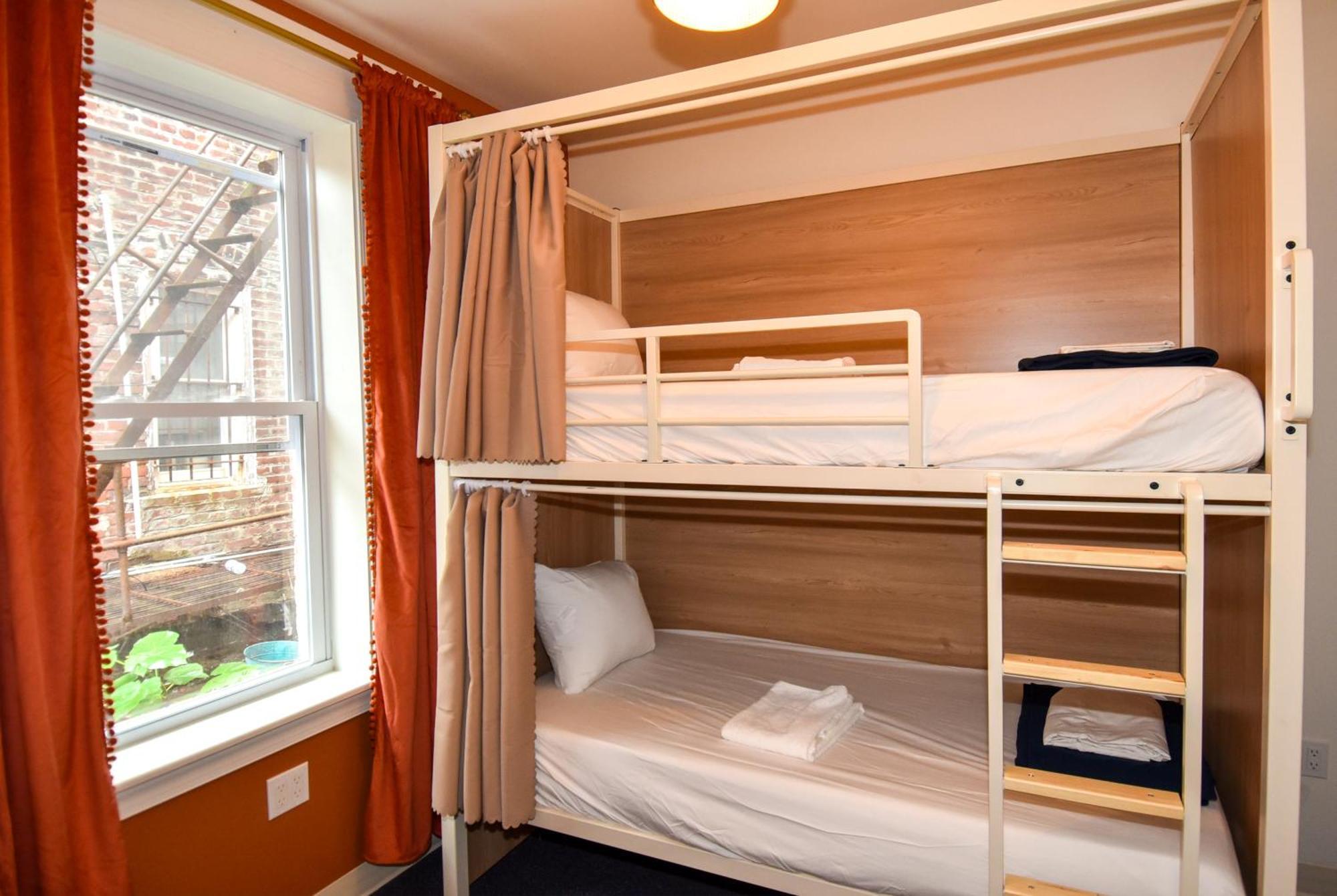 Caravan Hostel Dc Washington Eksteriør bilde