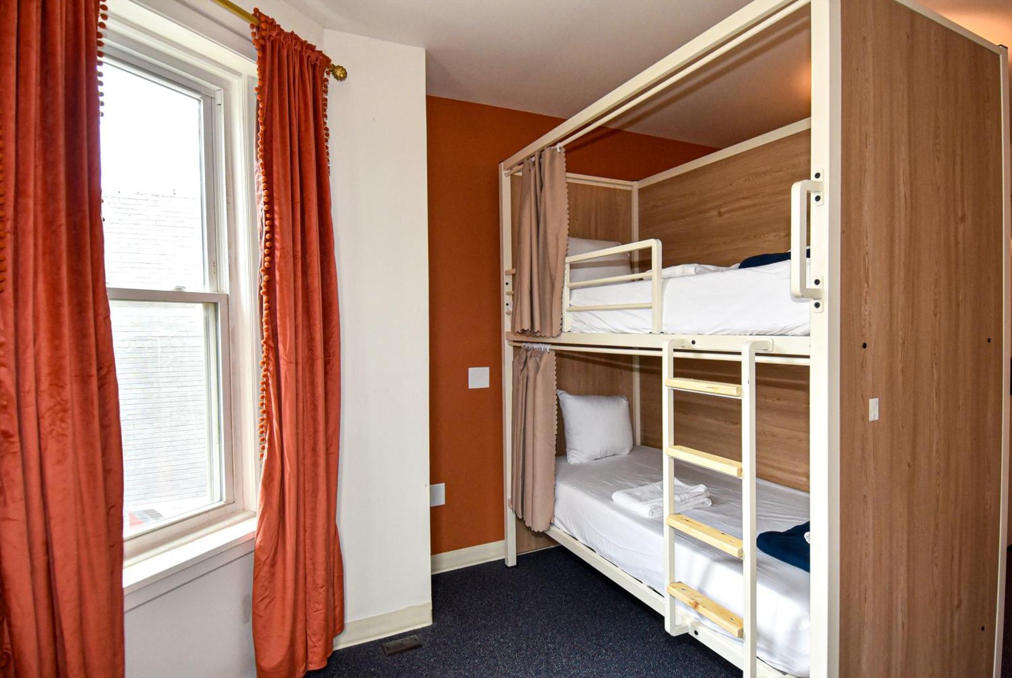 Caravan Hostel Dc Washington Eksteriør bilde